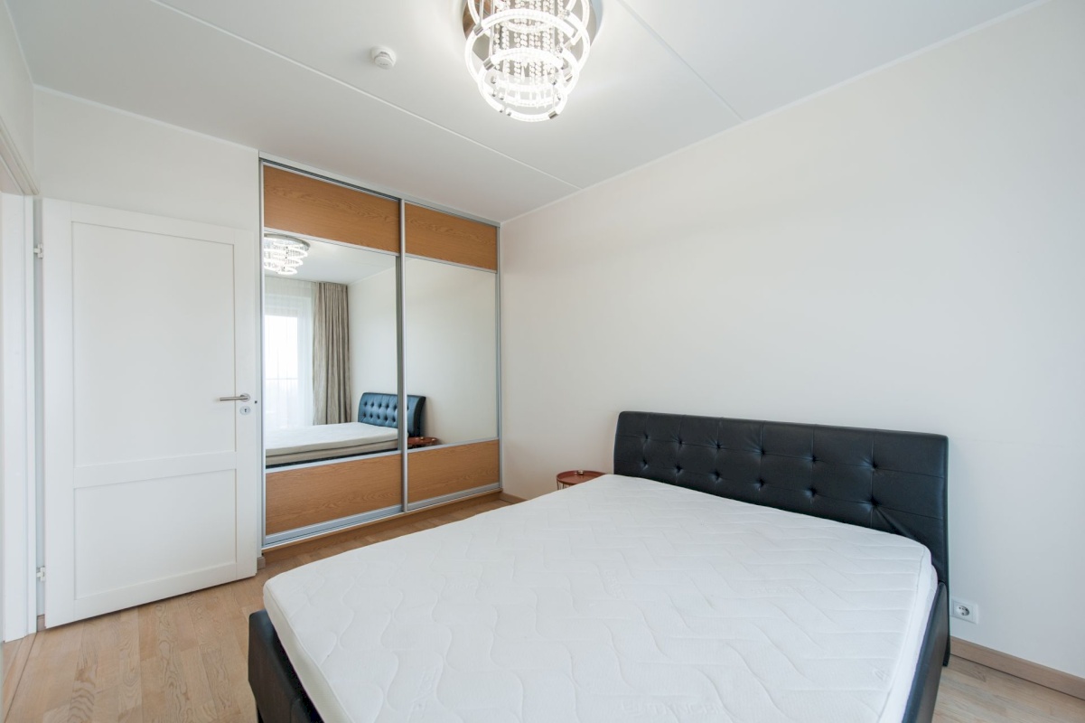 Tallinn, Põhja-Tallinna linnaosa, Madala 16