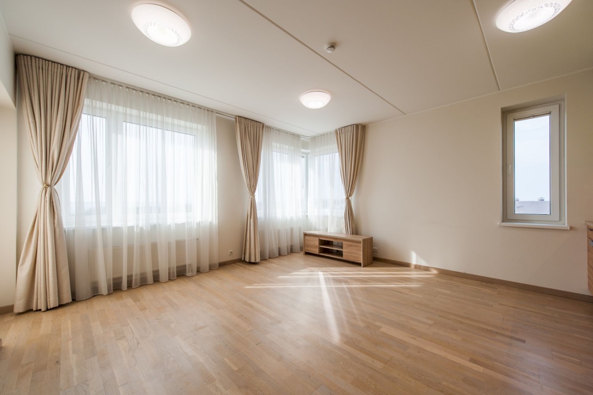 Tallinn, Põhja-Tallinna linnaosa, Madala 16