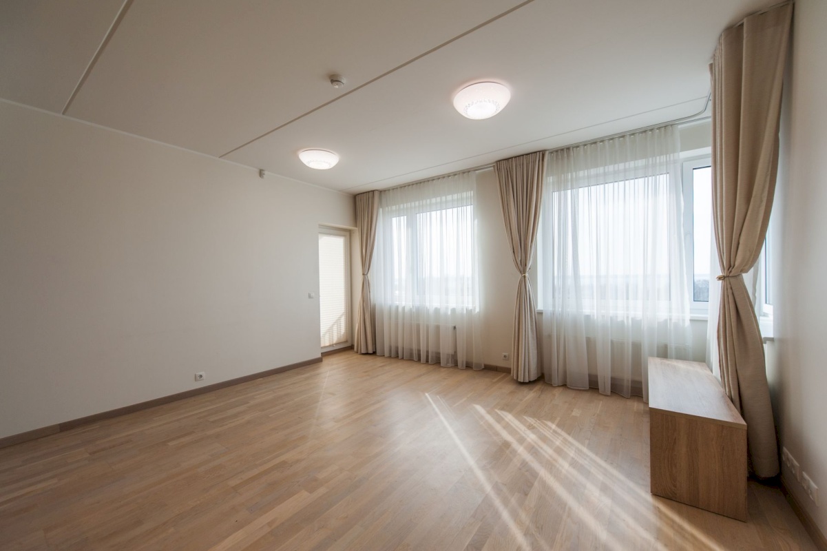 Tallinn, Põhja-Tallinna linnaosa, Madala 16