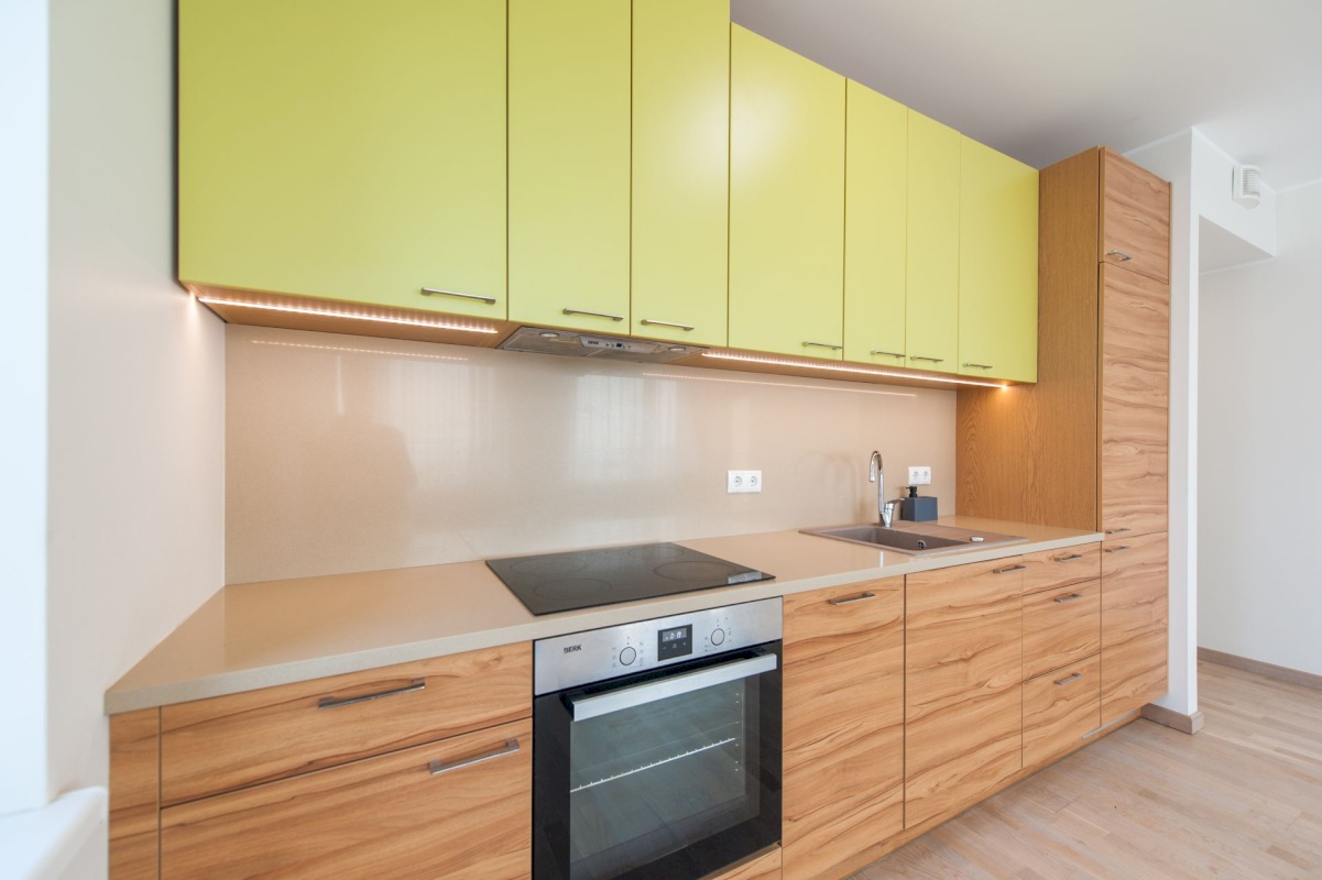 Tallinn, Põhja-Tallinna linnaosa, Madala 16