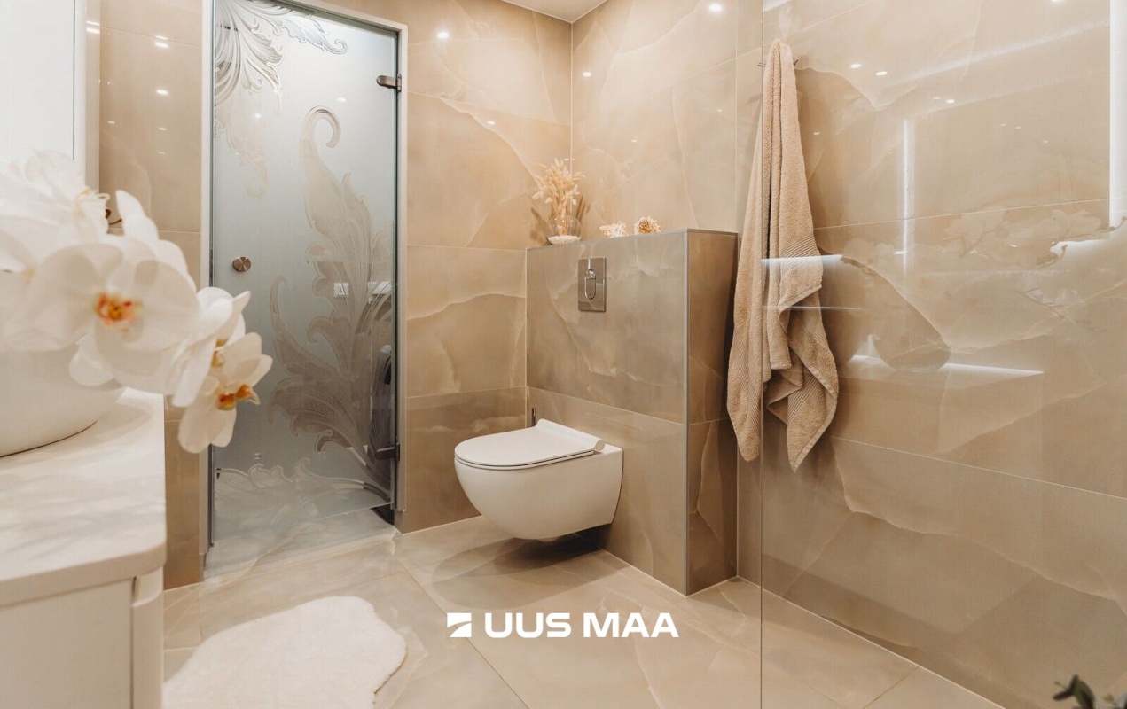 Tallinn, Kesklinna linnaosa, Kadriorg, Liivaoja 2