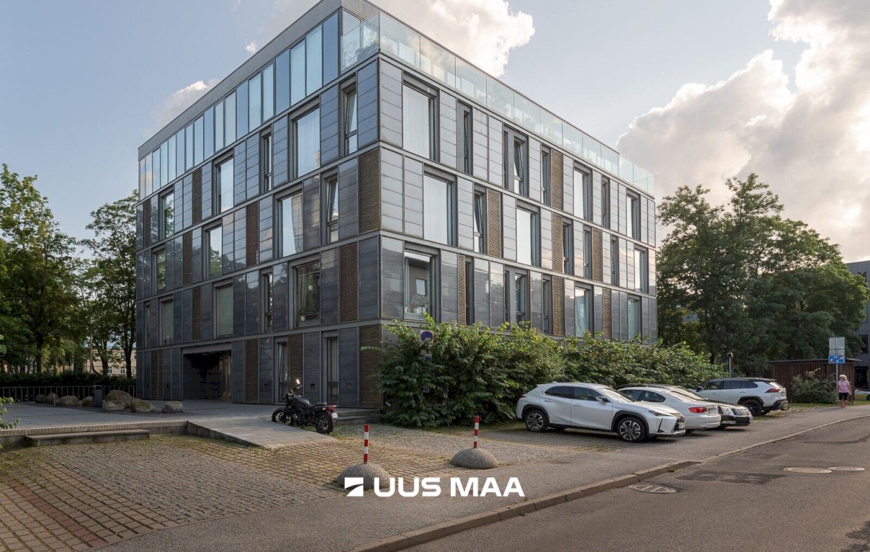 Tallinn, Kesklinna linnaosa, Kadriorg, Liivaoja 2