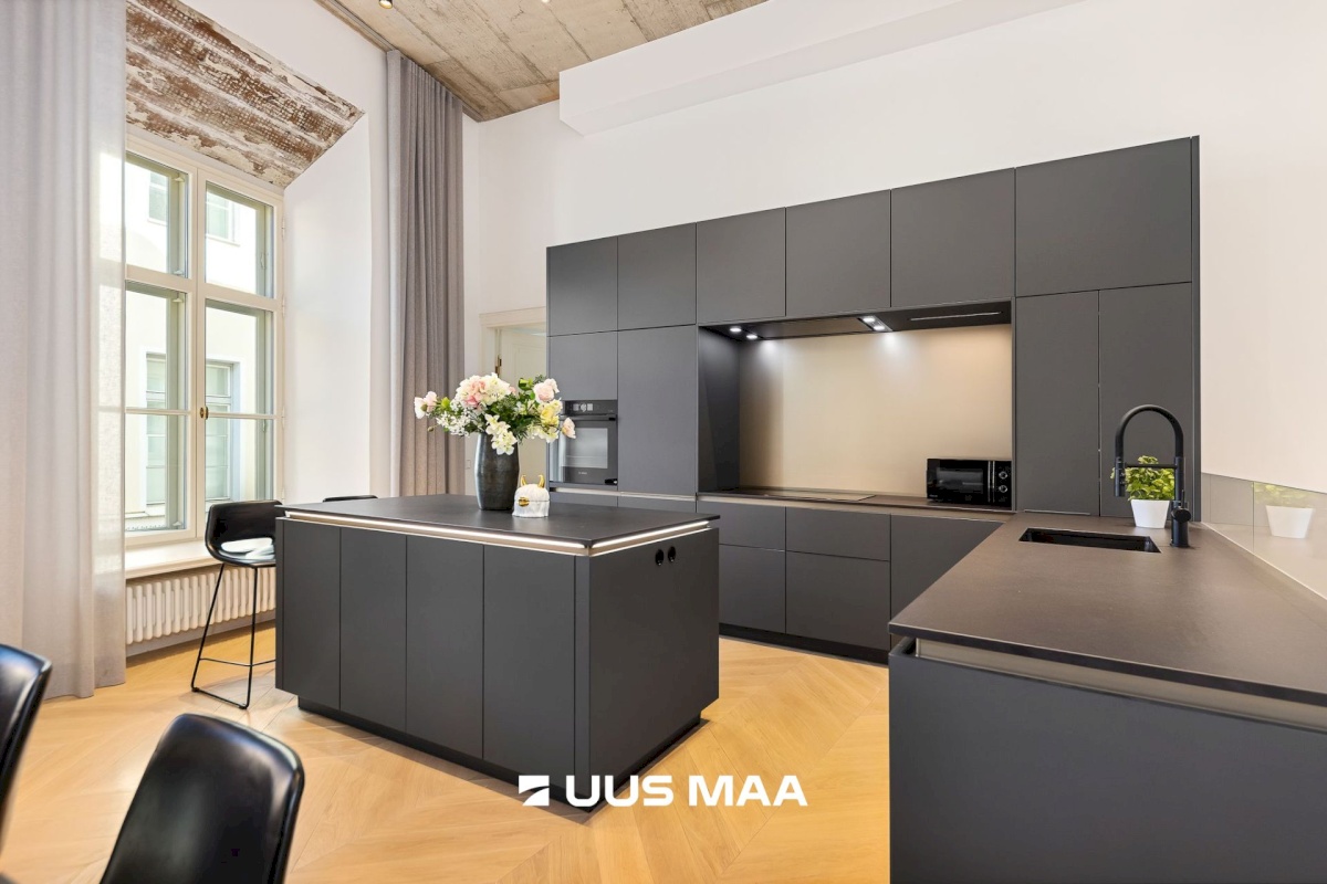 Tallinn, Kesklinna linnaosa, Vanalinna, Lai tn 13