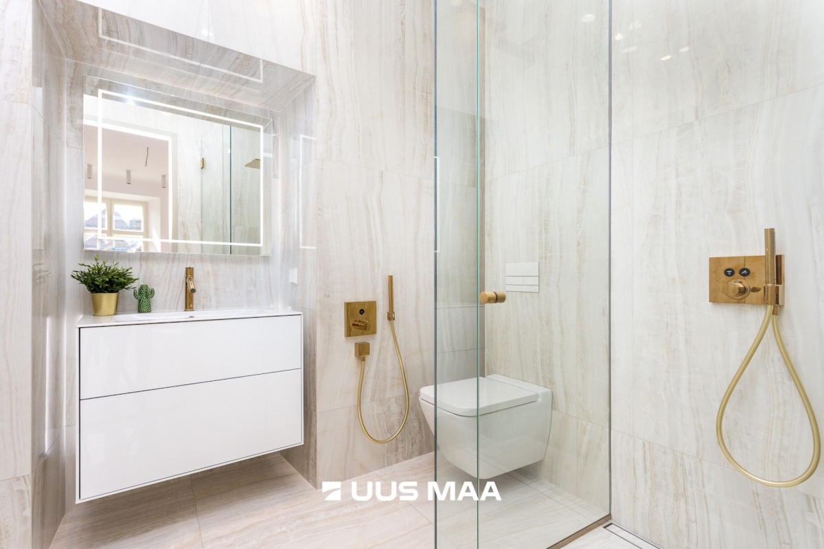 Tallinn, Kesklinna linnaosa, Vanalinna, Lai tn 13