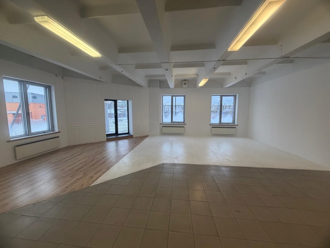 Jõhvi vald, Jõhvi linn, Raudtee tn 3