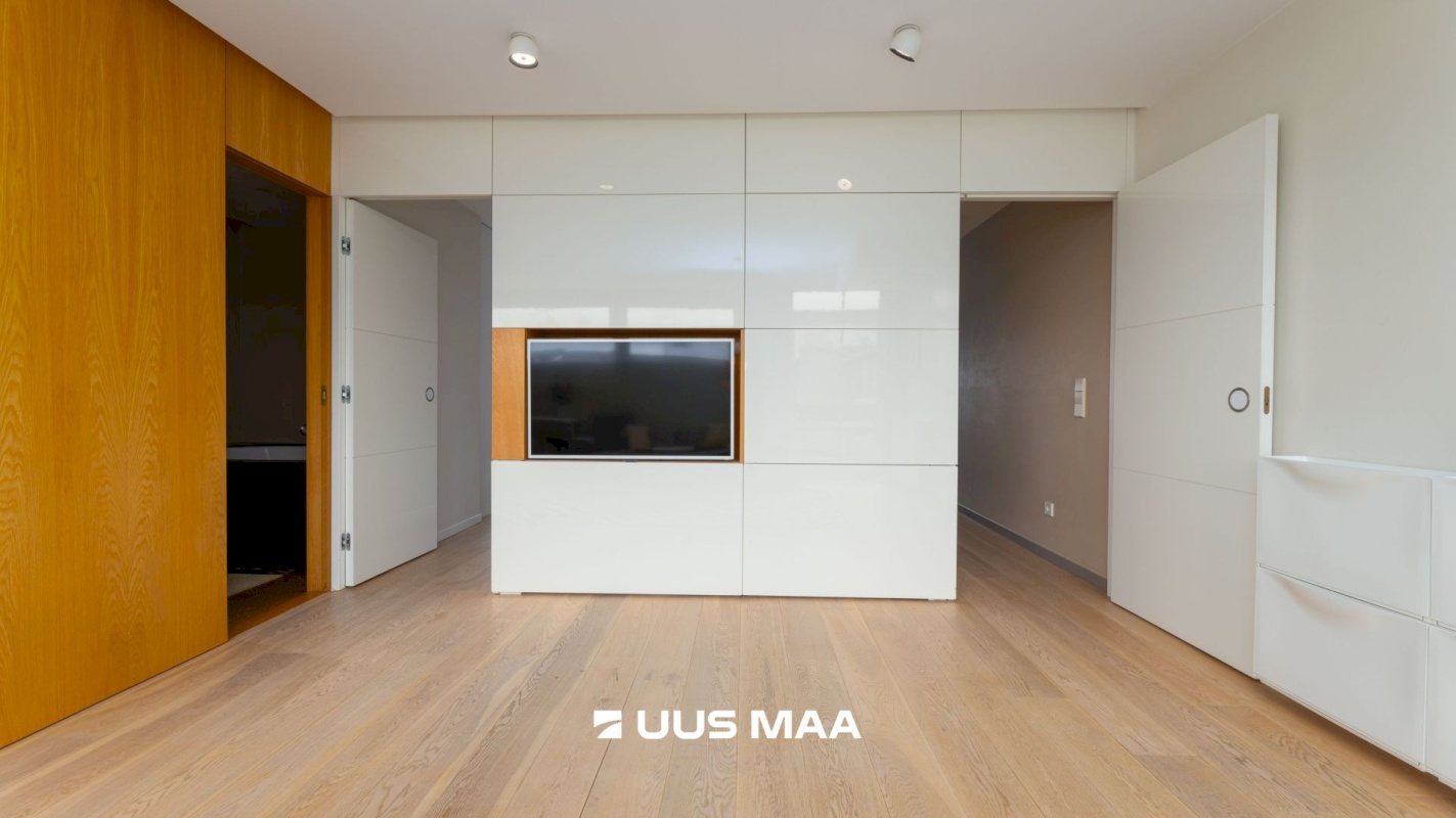 Tallinn, Kesklinna linnaosa, Raua, Vase tn 10