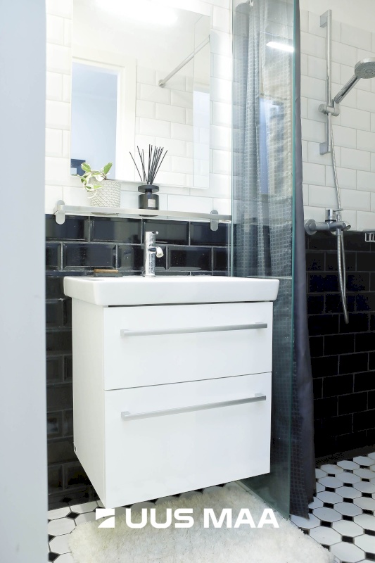 Tallinn, Kesklinna linnaosa, Kadriorg, Raua 65