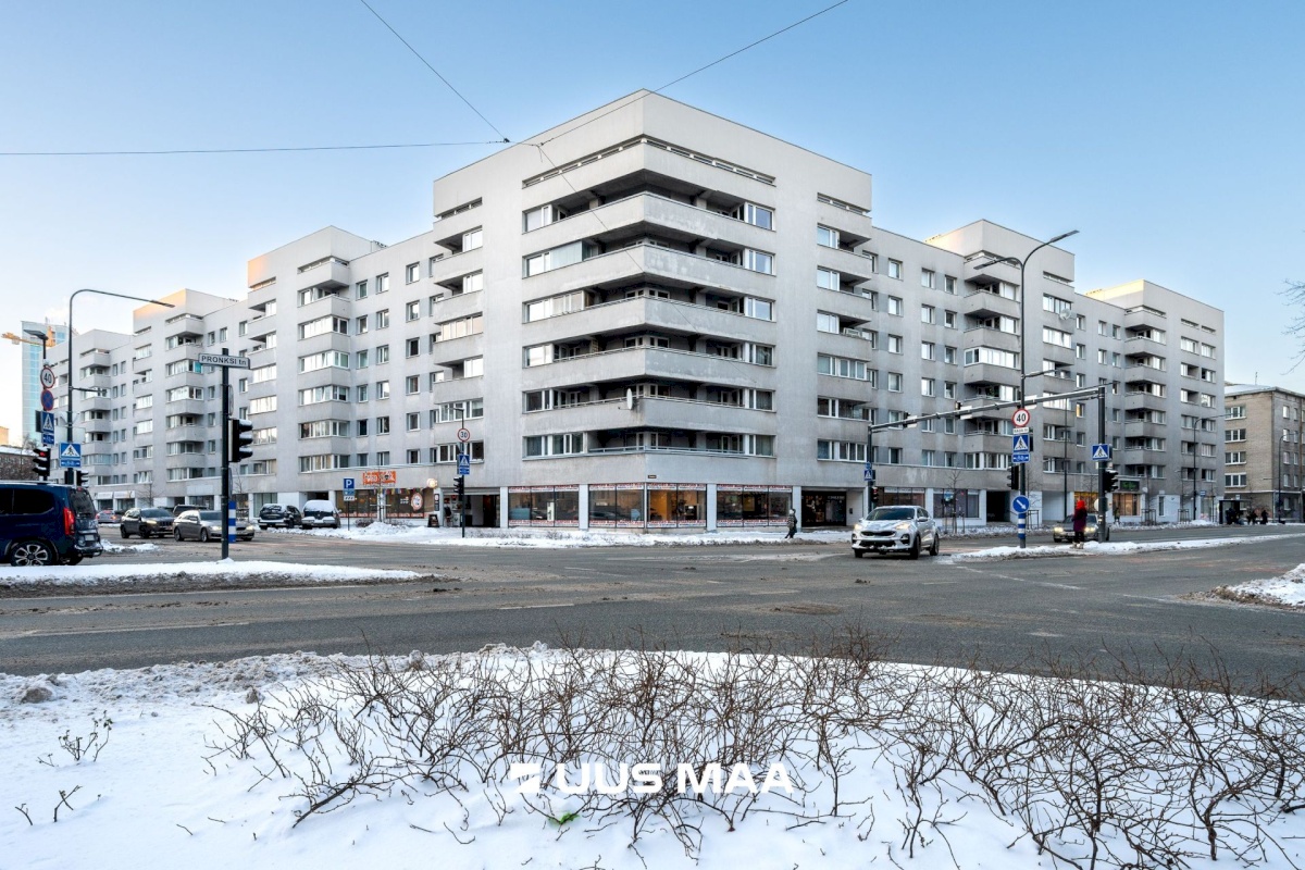 Tallinn, Kesklinna linnaosa, Kompassi, Pronksi 6