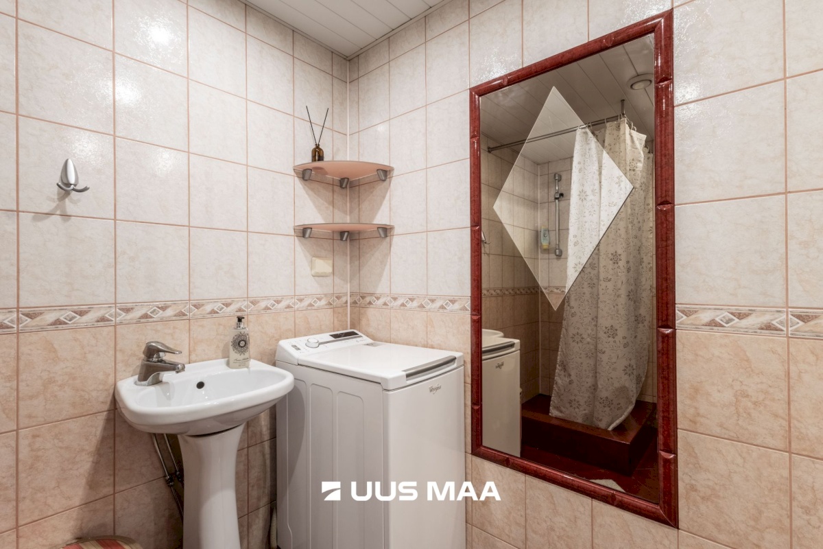 Tallinn, Mustamäe linnaosa, Kadaka, Kadaka tee 163