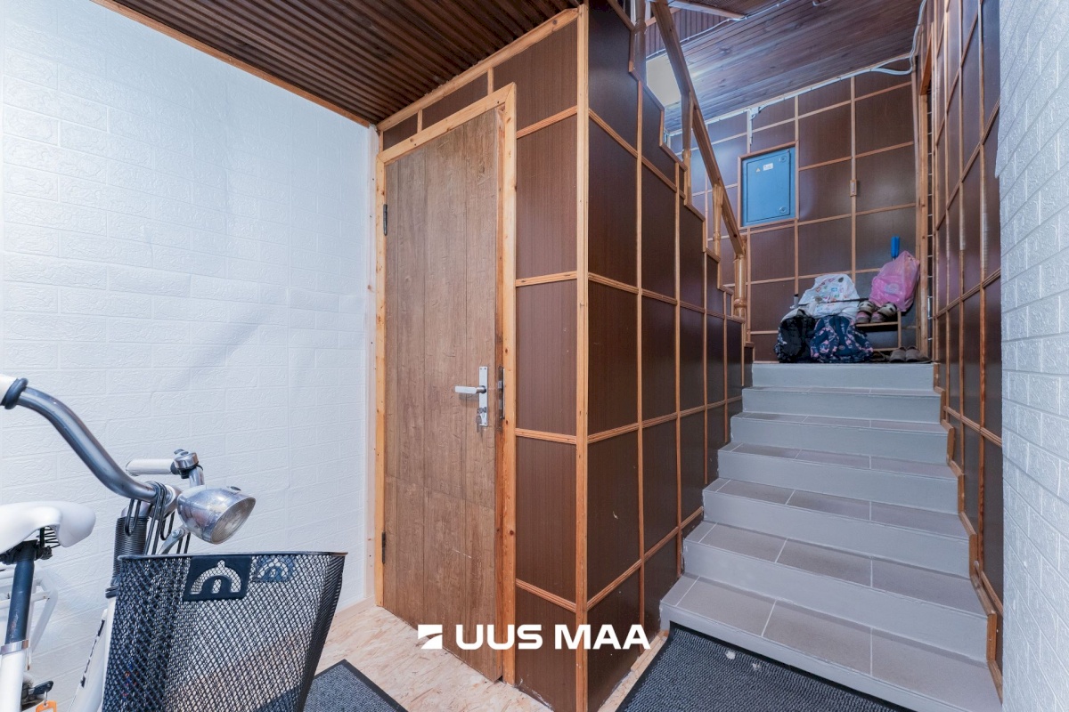 Põhja-Pärnumaa vald, Vändra alev, Posti 6