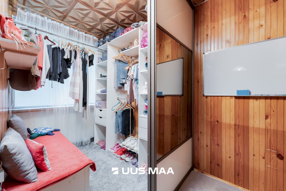 Põhja-Pärnumaa vald, Vändra alev, Posti 6