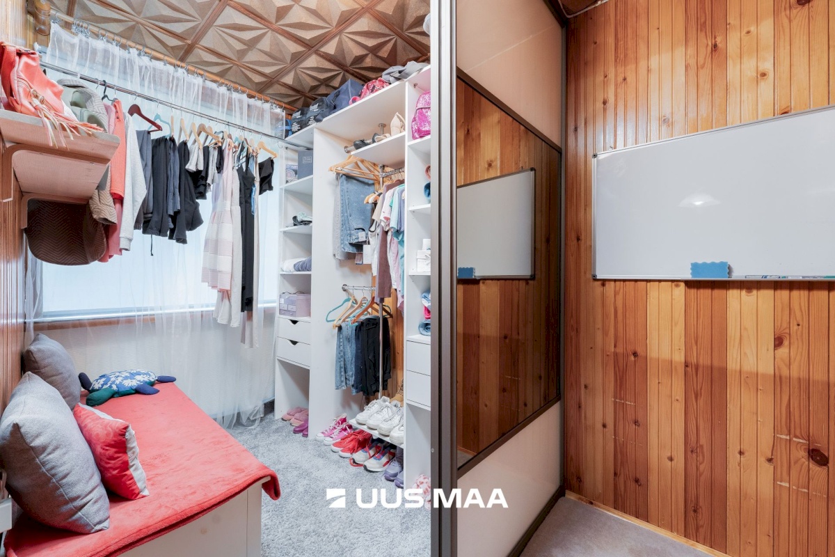 Põhja-Pärnumaa vald, Vändra alev, Posti 6