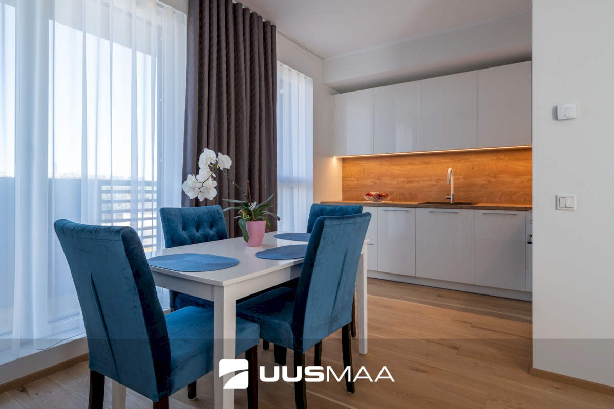 Tallinn, Kesklinna linnaosa, Sadama, Tuukri 1B