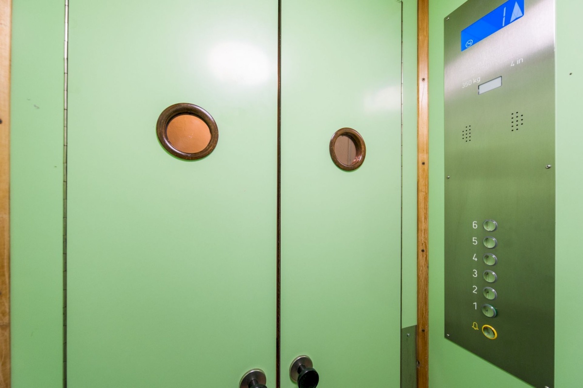 Tallinn, Kesklinna linnaosa, Torupilli, J. Kunderi tn 8