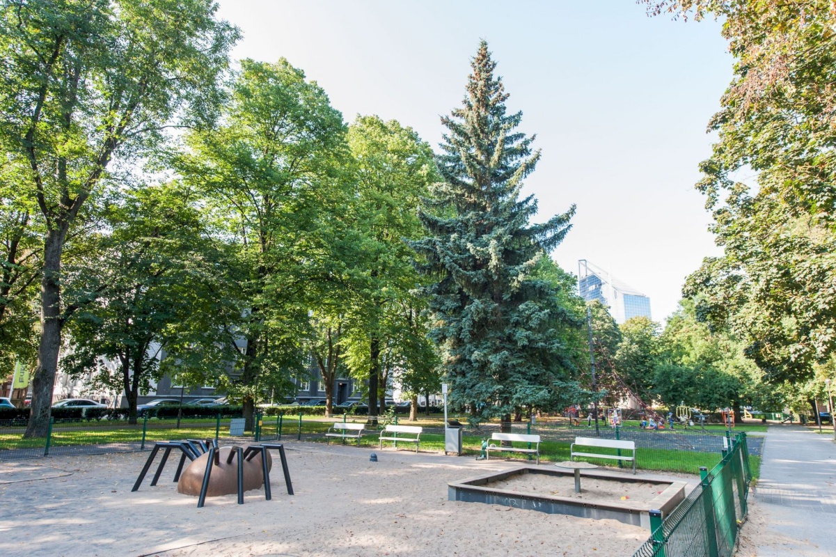 Tallinn, Kesklinna linnaosa, Torupilli, J. Kunderi tn 8