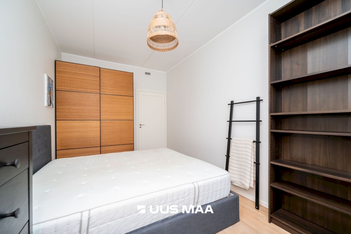 Tallinn, Mustamäe linnaosa, Kadaka, Kivinuka 4