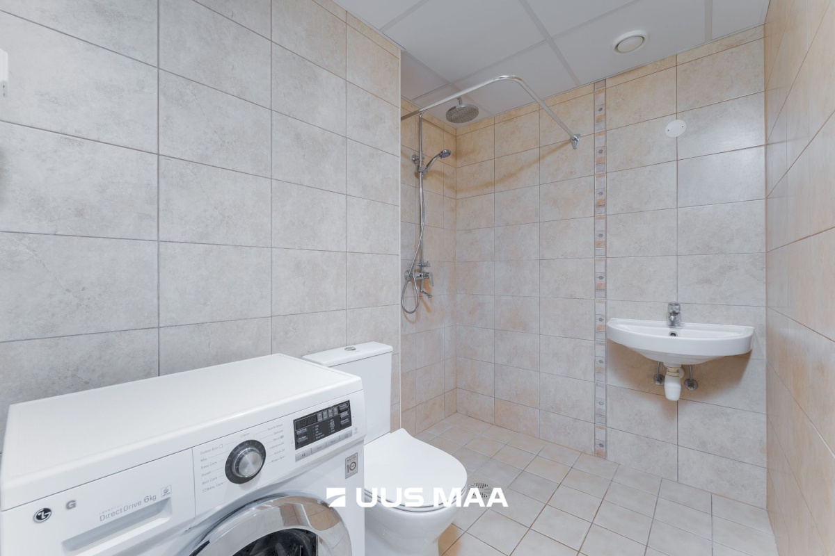 Pärnu linn, Paikuse alev, Pärnade pst 14