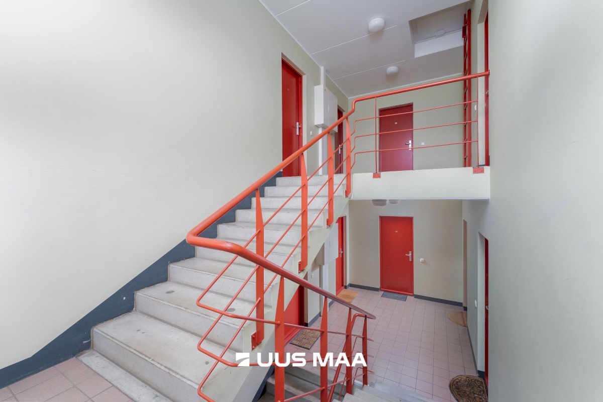 Pärnu linn, Paikuse alev, Pärnade pst 14