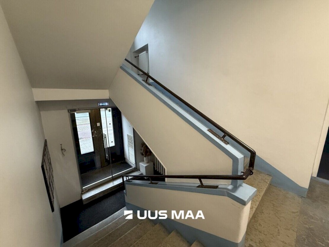 Tallinn, Kesklinna linnaosa, Kaarli pst 5