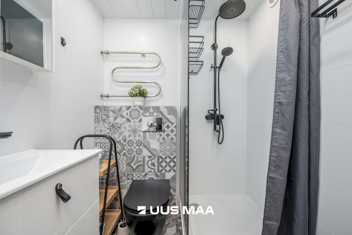 Tallinn, Lasnamäe linnaosa, Punane 65