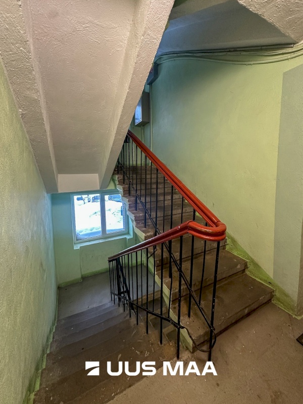 Tapa vald, Tapa linn, Üleviste 12