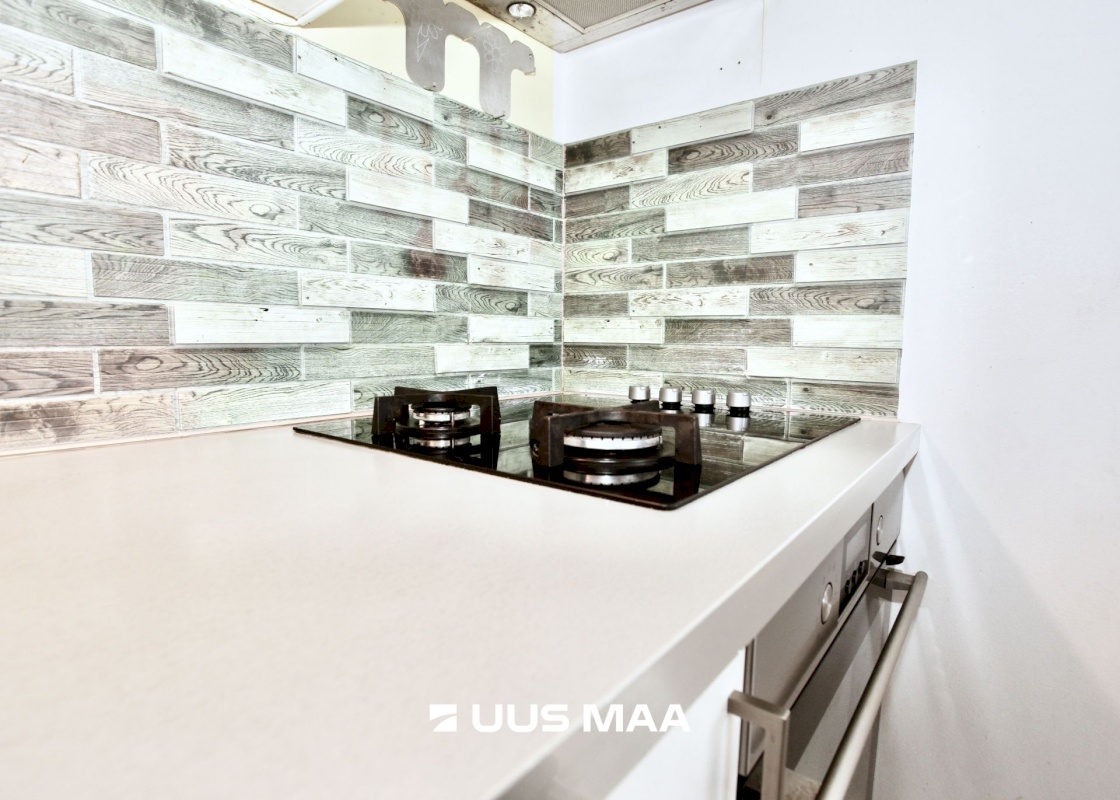 Pärnu linn, Kõima küla, Kaare tee 4