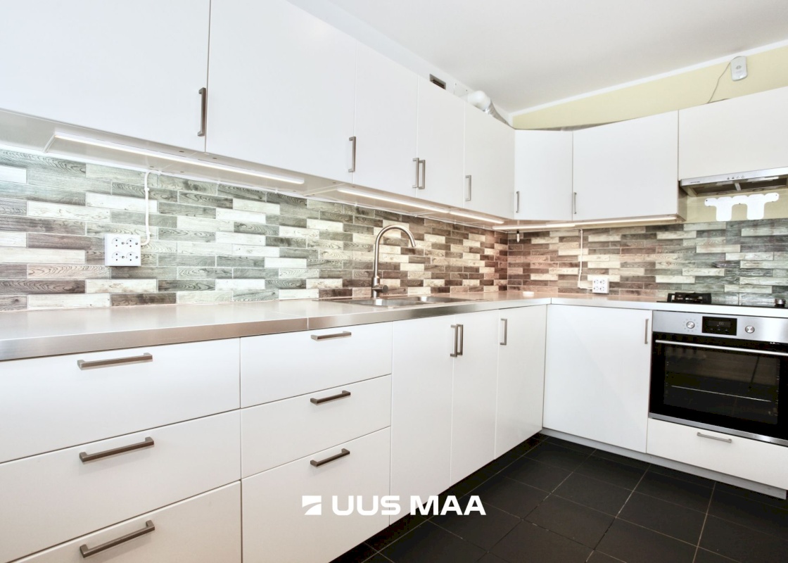 Pärnu linn, Kõima küla, Kaare tee 4