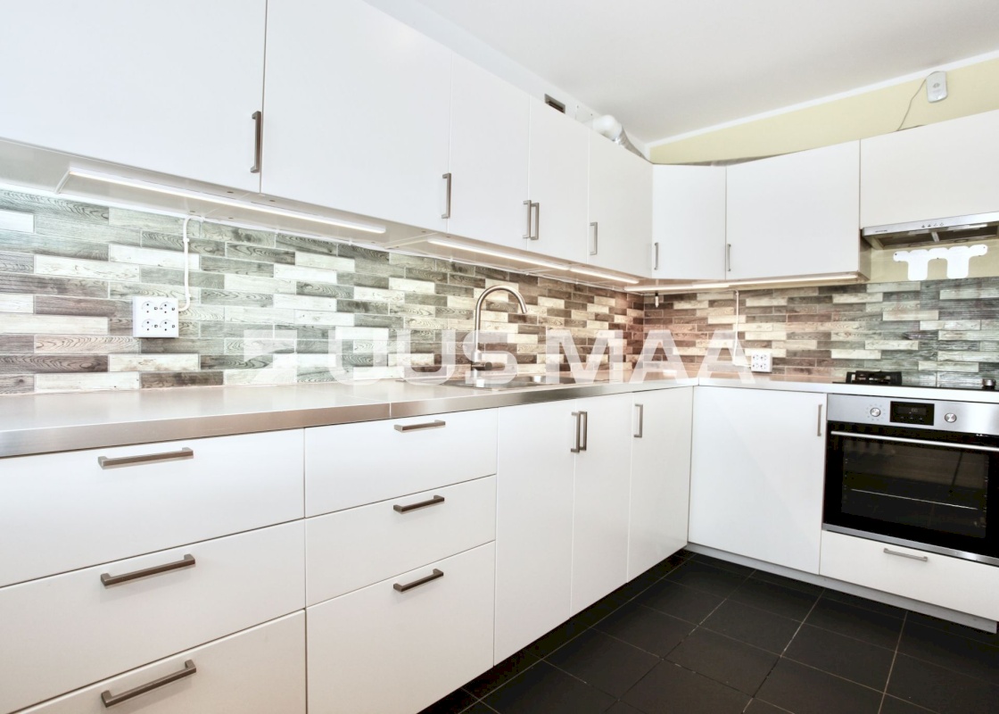 Pärnu linn, Kõima küla, Kaare tee 4