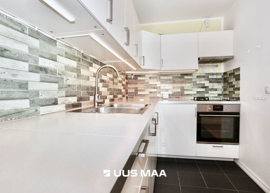 Pärnu linn, Kõima küla, Kaare tee 4