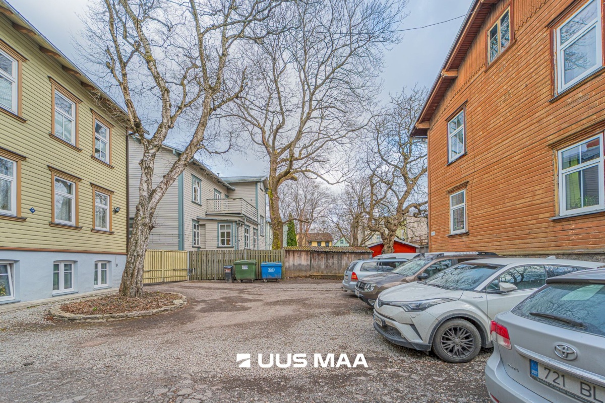 Tallinn, Põhja-Tallinna linnaosa, Kalamaja, Tööstuse 11/2