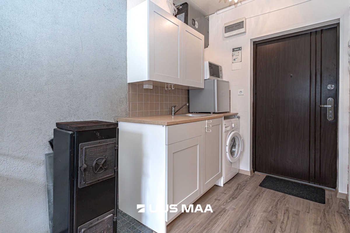 Tallinn, Põhja-Tallinna linnaosa, Kalamaja, Tööstuse 11/2