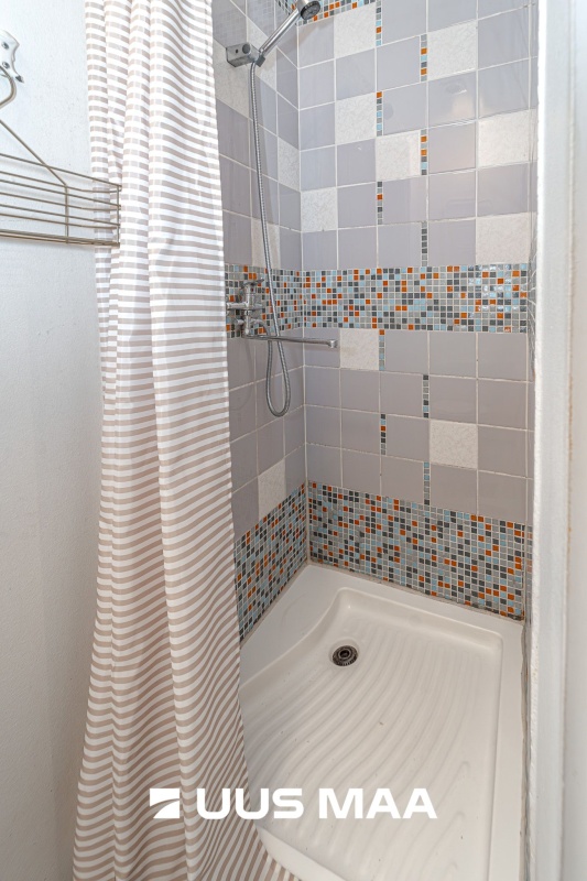 Tallinn, Põhja-Tallinna linnaosa, Kalamaja, Tööstuse 11/2