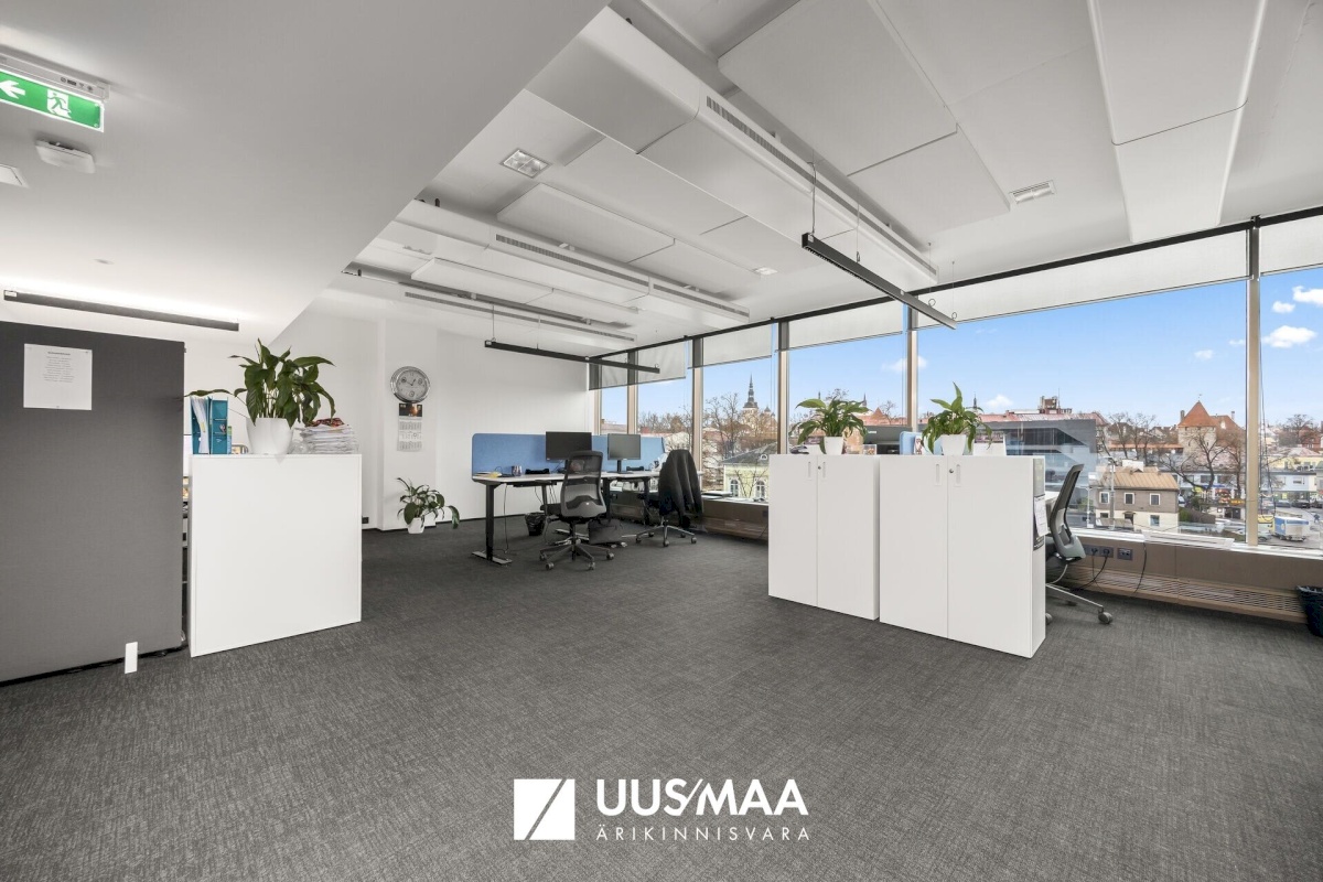 Tallinn, Kesklinna linnaosa, Viru väljak 2