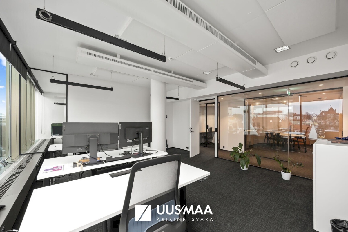 Tallinn, Kesklinna linnaosa, Viru väljak 2