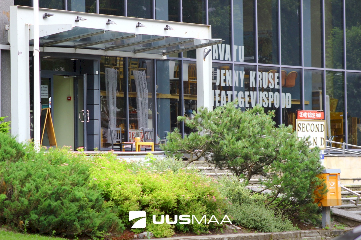 Pärnu linn, Pärnu linn, Kesklinn, Akadeemia 7