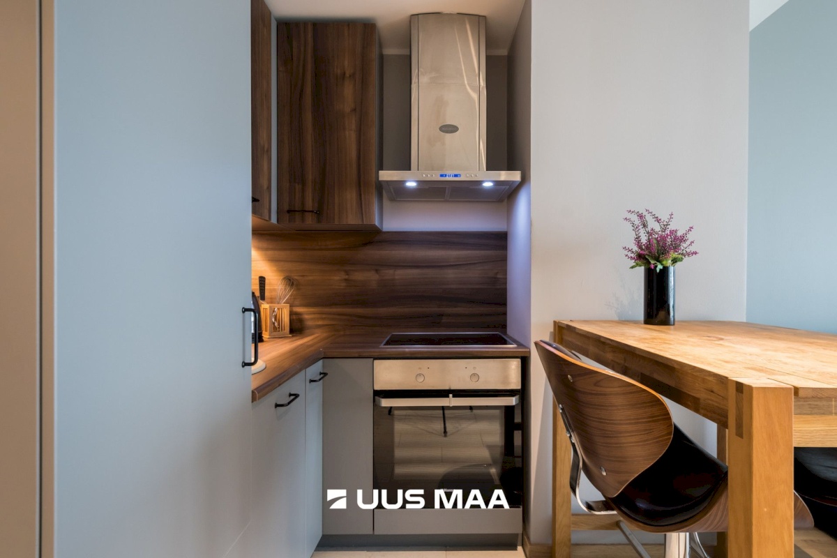 Tallinn, Kesklinna linnaosa, Pronksi 6a