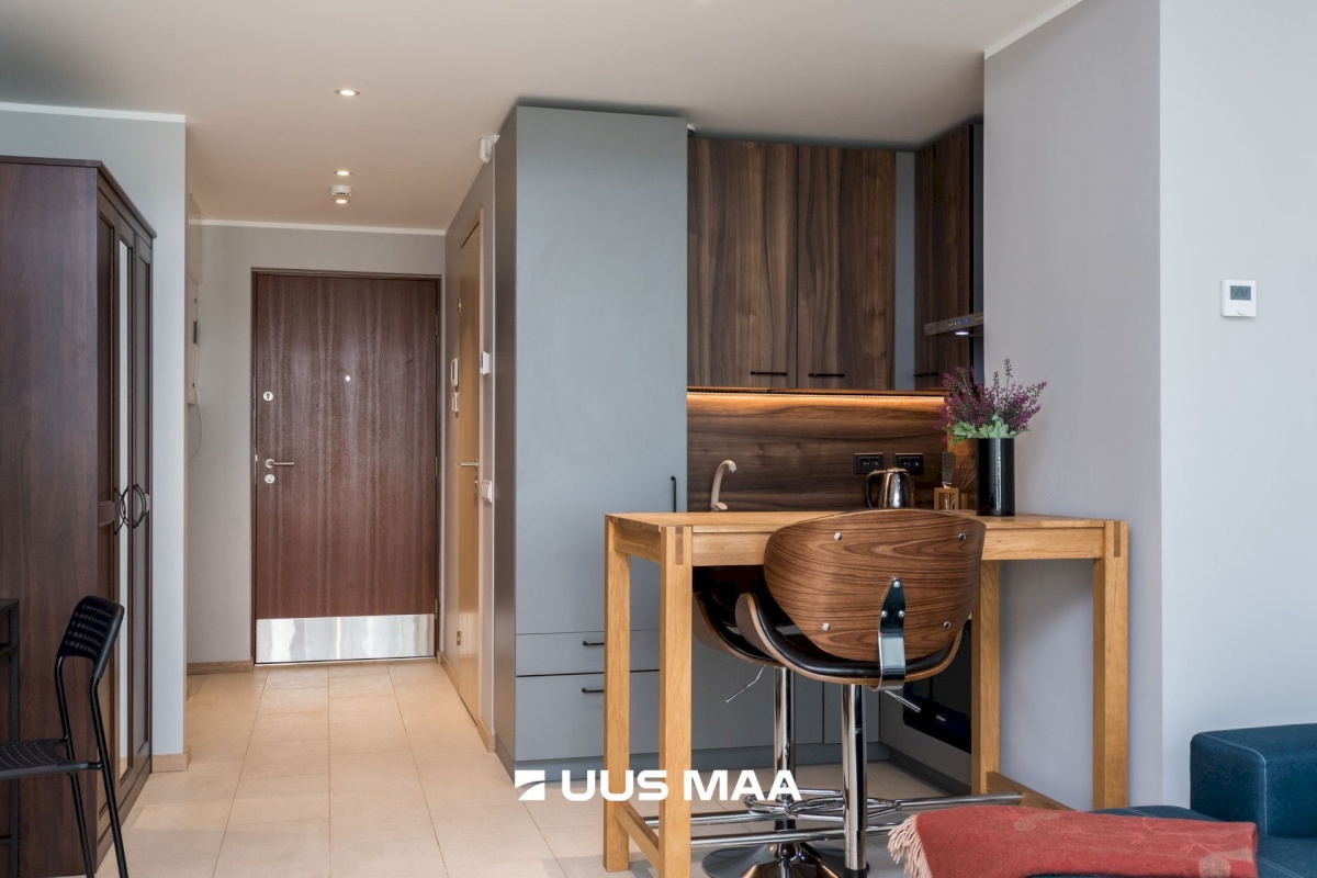 Tallinn, Kesklinna linnaosa, Pronksi 6a