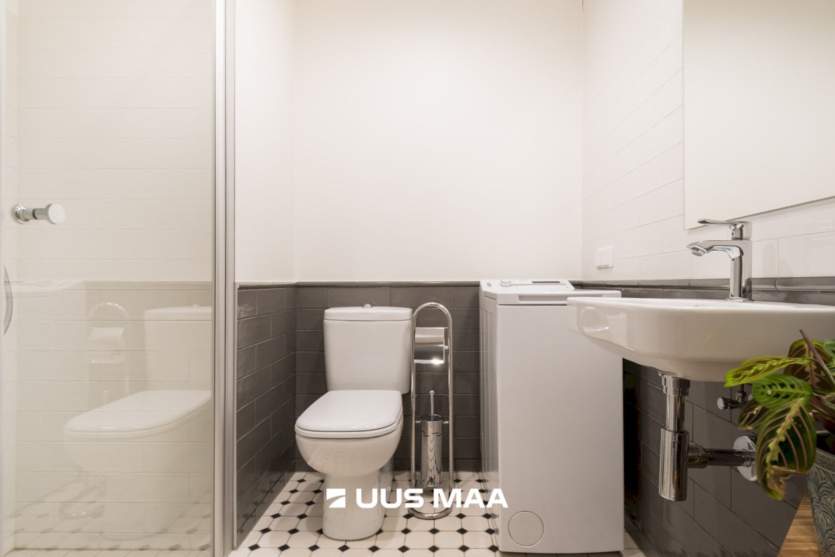 Tallinn, Kesklinna linnaosa, Pronksi 6a