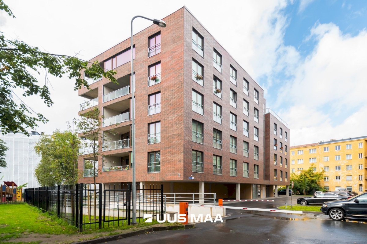 Tallinn, Kesklinna linnaosa, Pronksi 6a