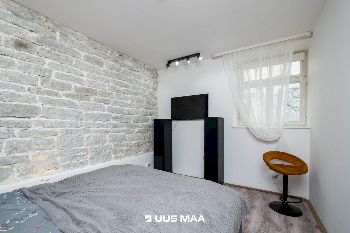 Tallinn, Kesklinna linnaosa, Tina tn 24