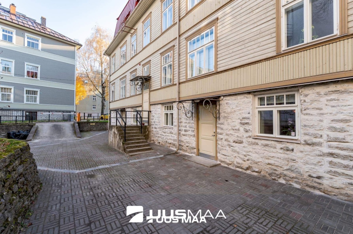 Tallinn, Kesklinna linnaosa, Tina tn 24