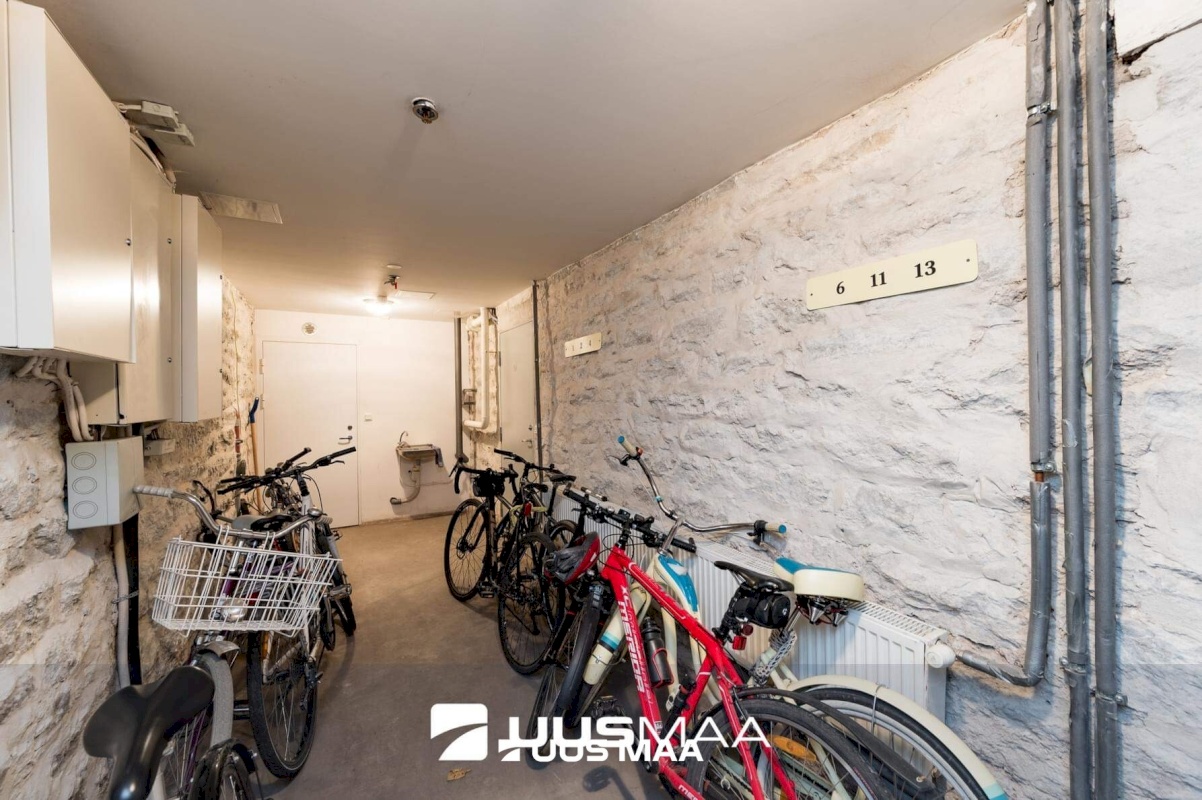 Tallinn, Kesklinna linnaosa, Tina tn 24