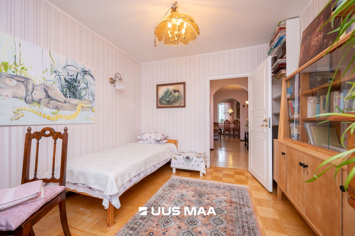 Saue vald, Laagri alevik, Redise 9