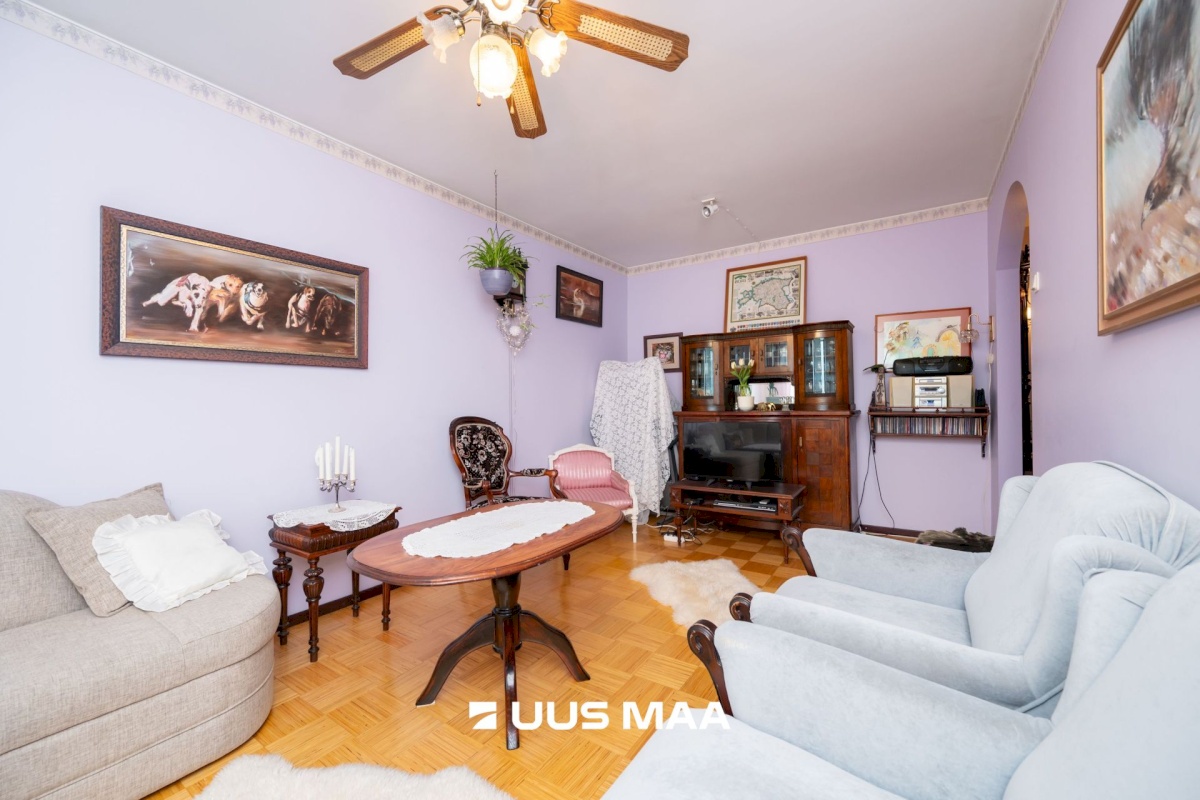 Saue vald, Laagri alevik, Redise 9