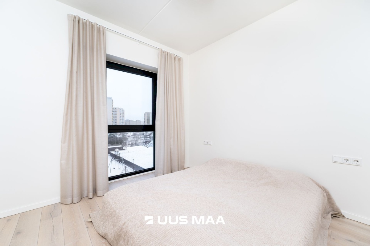 Tallinn, Mustamäe linnaosa, Päevalille 8