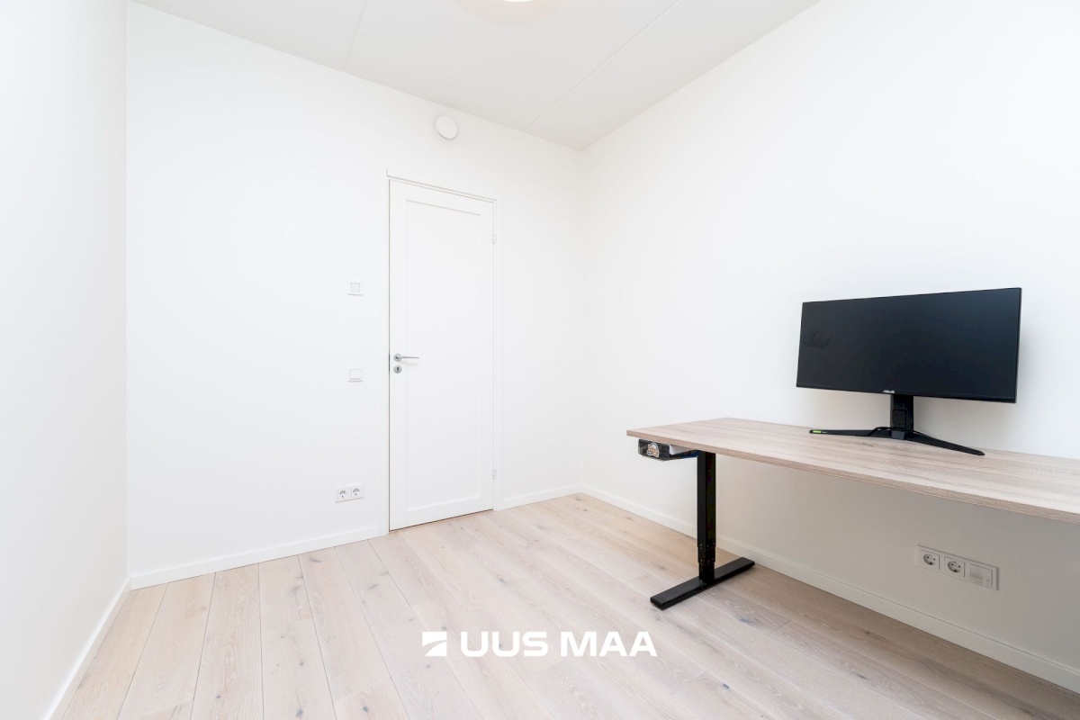 Tallinn, Mustamäe linnaosa, Päevalille 8