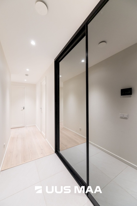 Tallinn, Mustamäe linnaosa, Päevalille 8