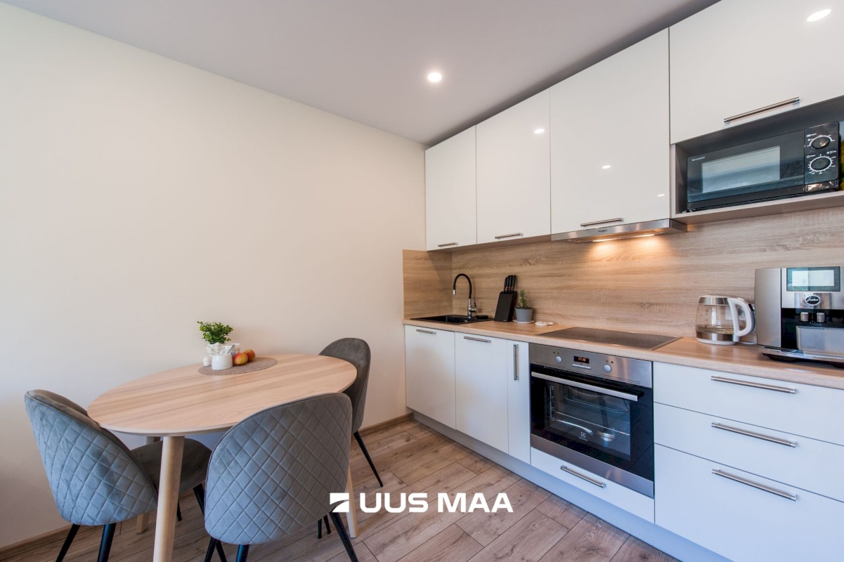 Tallinn, Lasnamäe linnaosa, Mustakivi, Mahtra tn 66