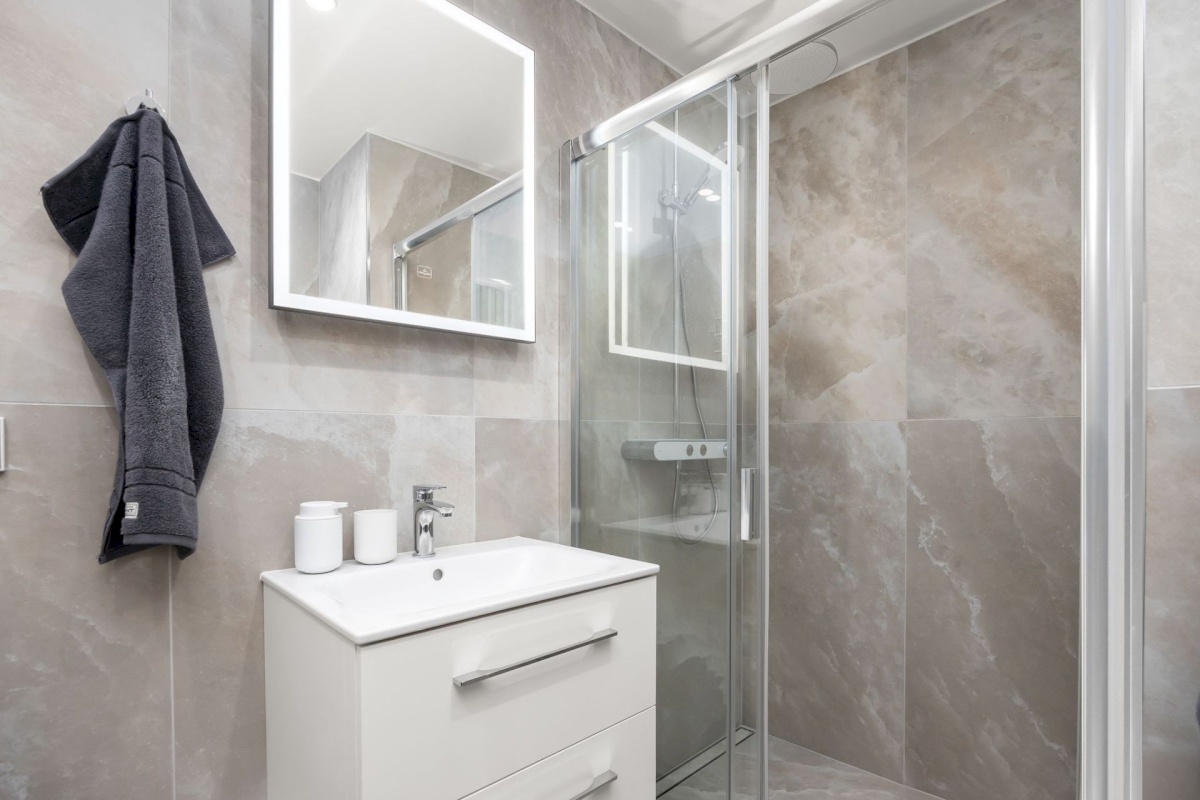 Tallinn, Lasnamäe linnaosa, Sikupilli, Pallasti 10