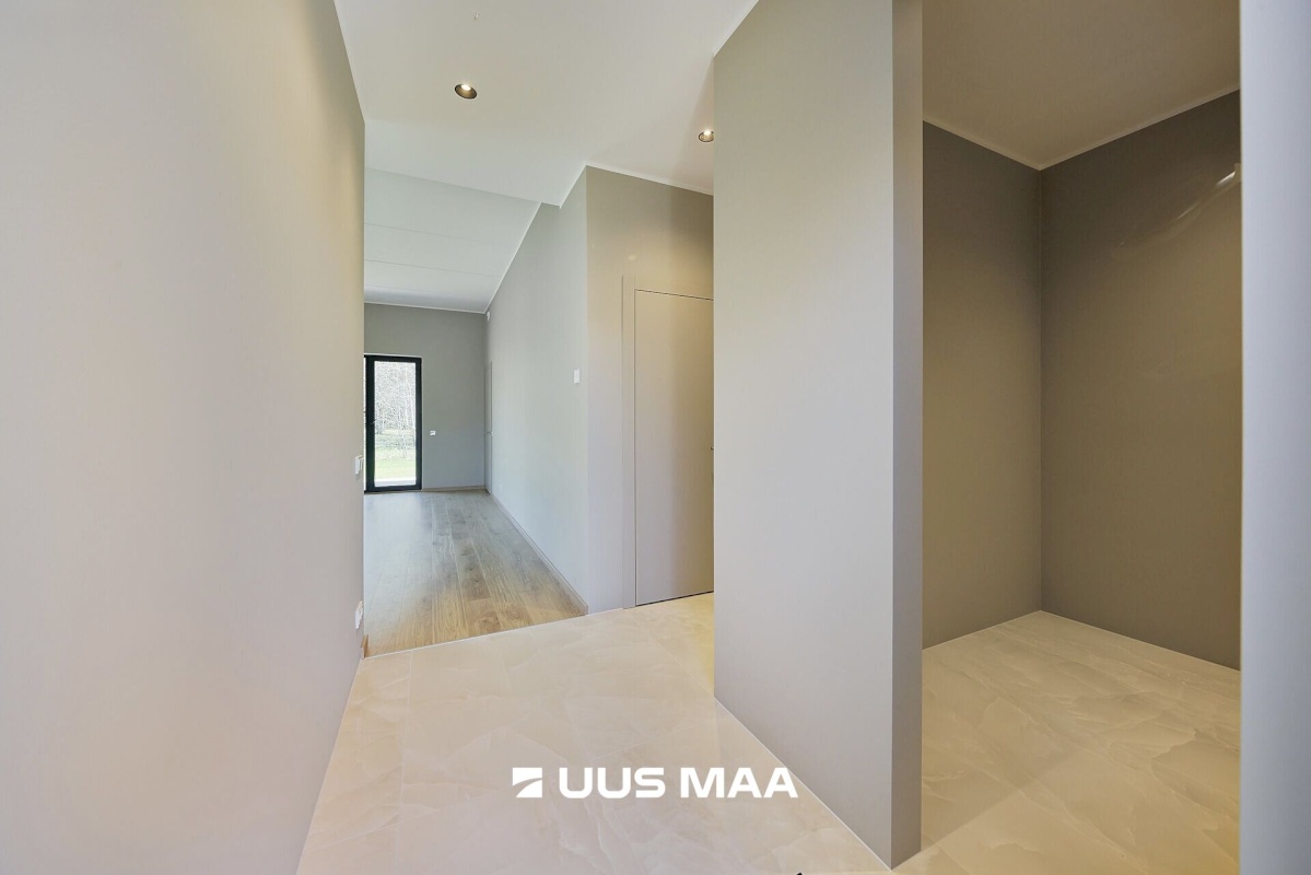 Viimsi vald, Rohuneeme küla, Rohuneeme tee 144-1